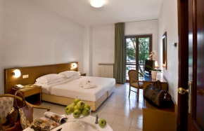 Гостиница Albergo La Pace  Сеньи